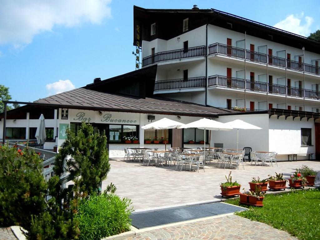 Sport & Family Hotel Bucaneve Brentonico Exterior photo