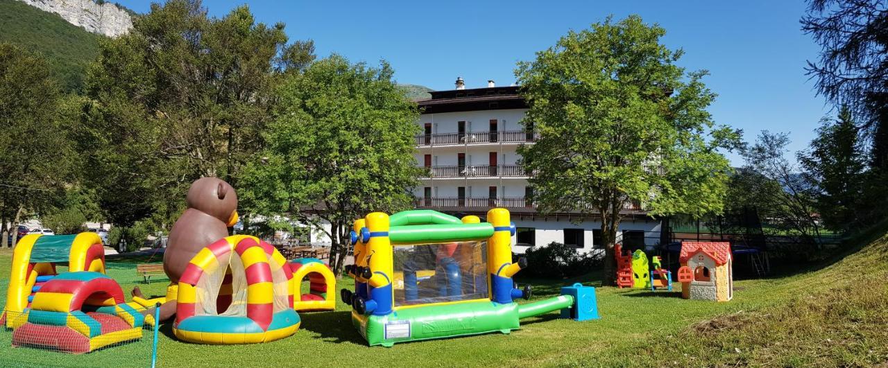 Sport & Family Hotel Bucaneve Brentonico Exterior photo