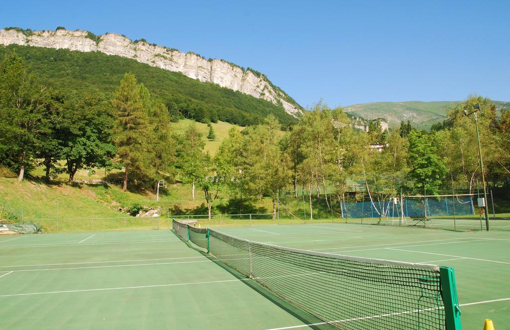 Sport & Family Hotel Bucaneve Brentonico Exterior photo
