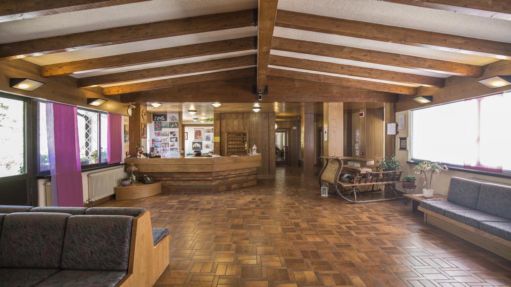 Sport & Family Hotel Bucaneve Brentonico Exterior photo